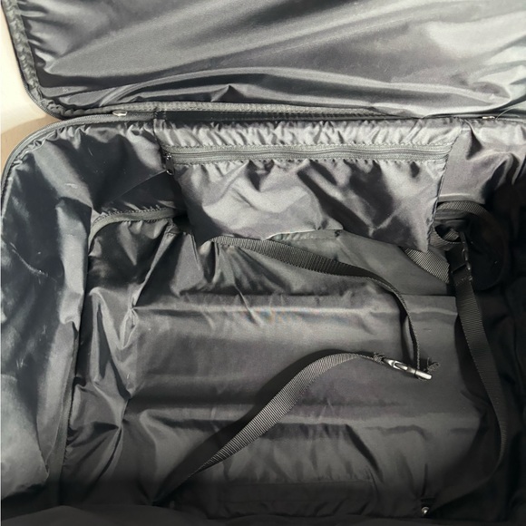 JON HART TRAVEL LUGGAGE - Picture 11 of 14